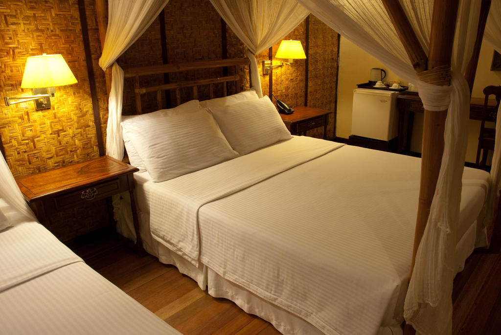 Sea Wind Resort Balabag  Room photo